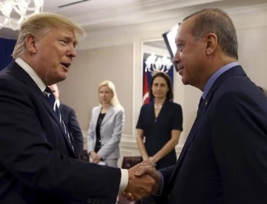 O Ρ.Τ.Ερντογάν απάντησε στο τελεσίγραφο Τραμπ: «Εμείς γονατίζουμε μόνο στο Θεό - Εσύ ποιος είσαι;»